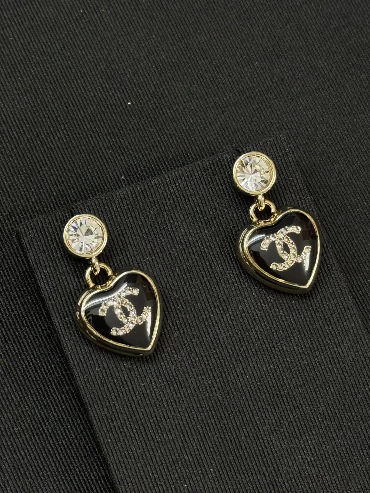 CHANEL シャネル ピアス