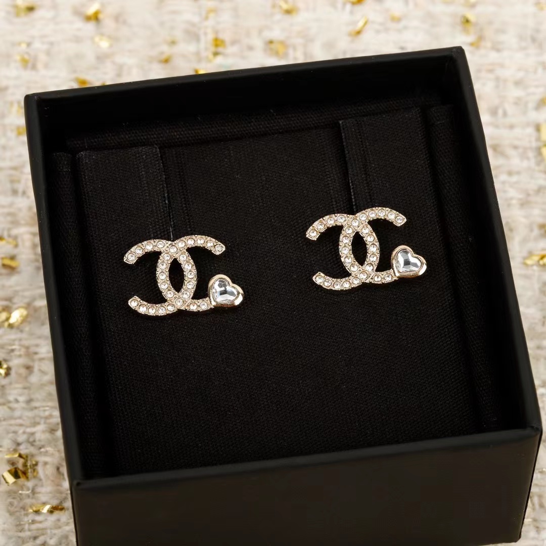 CHANEL シャネル ピアス