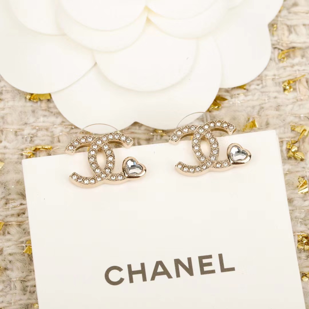 CHANEL シャネル ピアス
