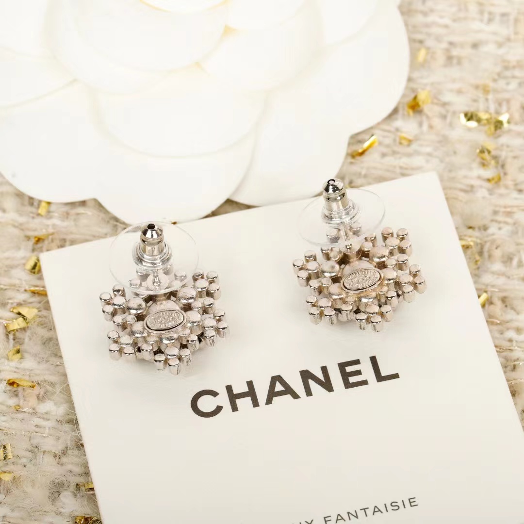 CHANEL シャネル ピアス