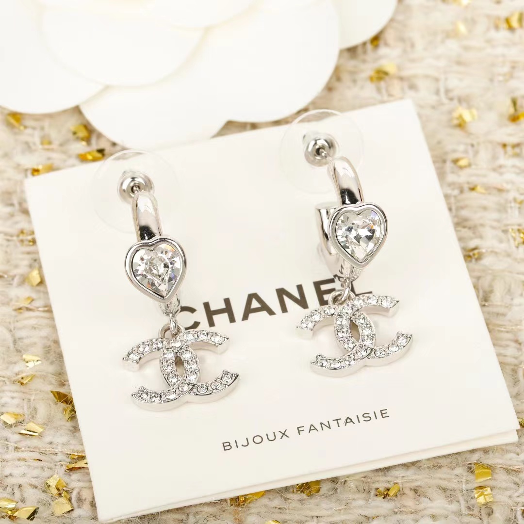 CHANEL シャネル ピアス