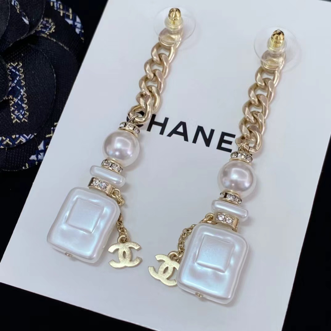CHANEL シャネル ピアス