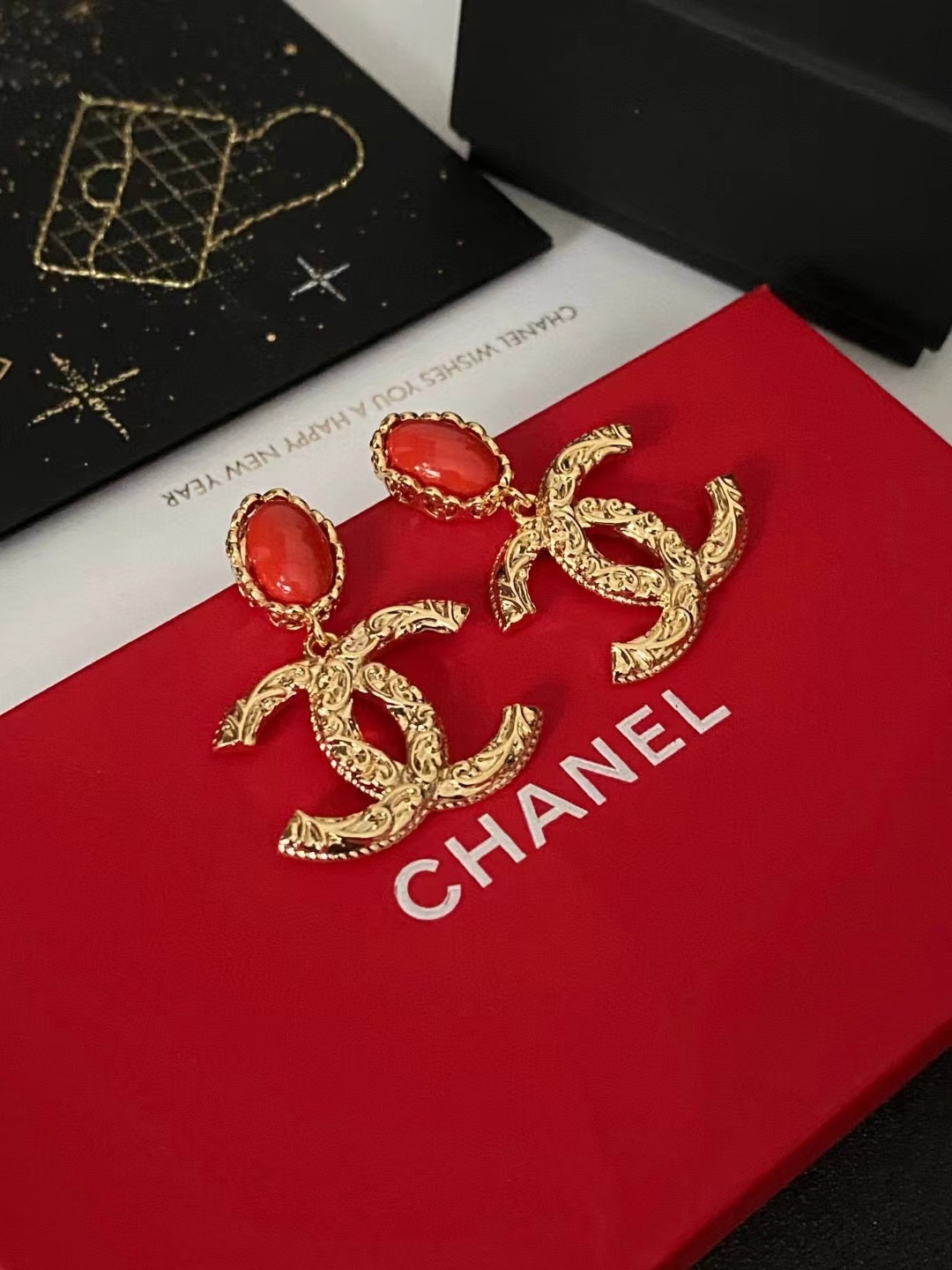 CHANEL シャネル ピアス