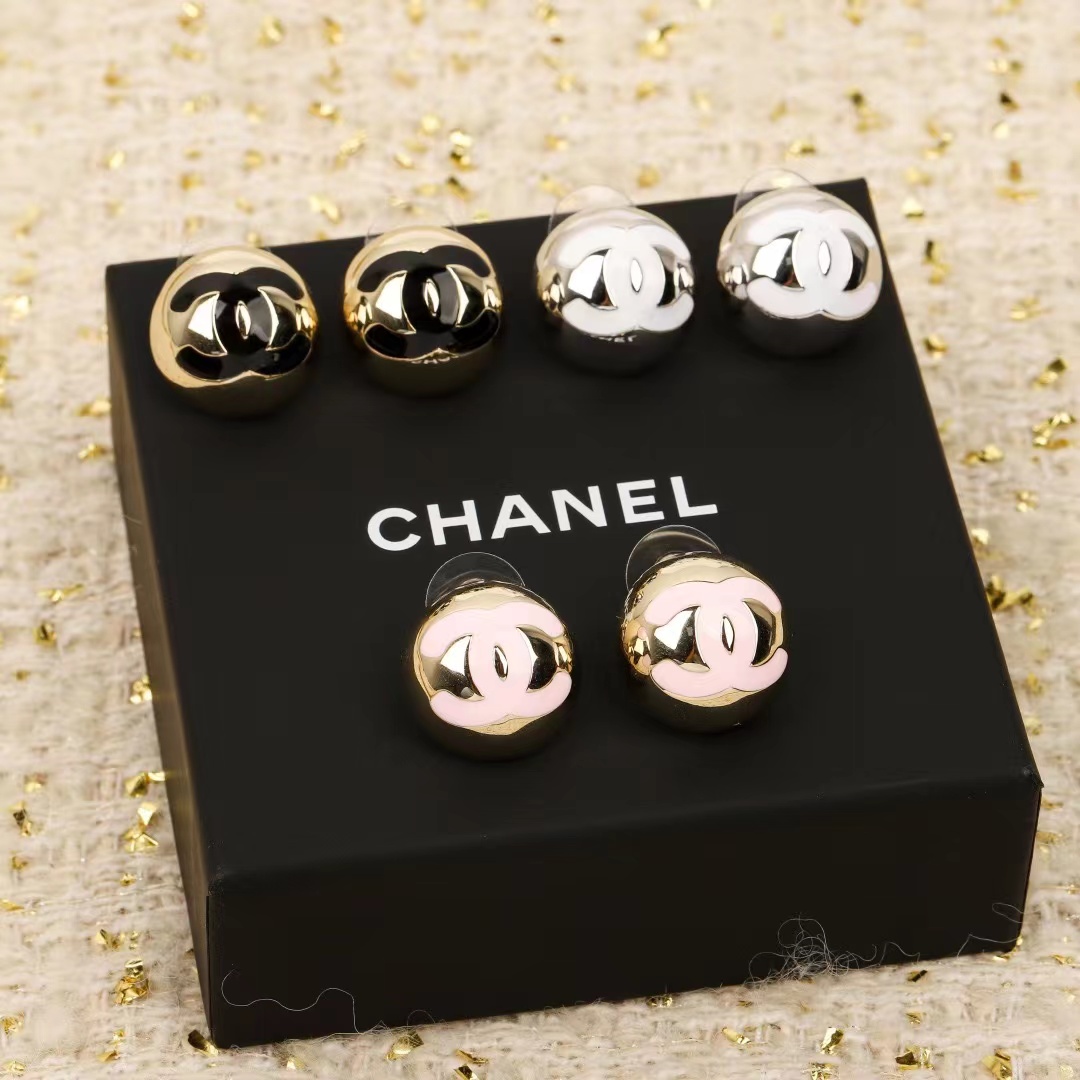 CHANEL シャネル ピアス