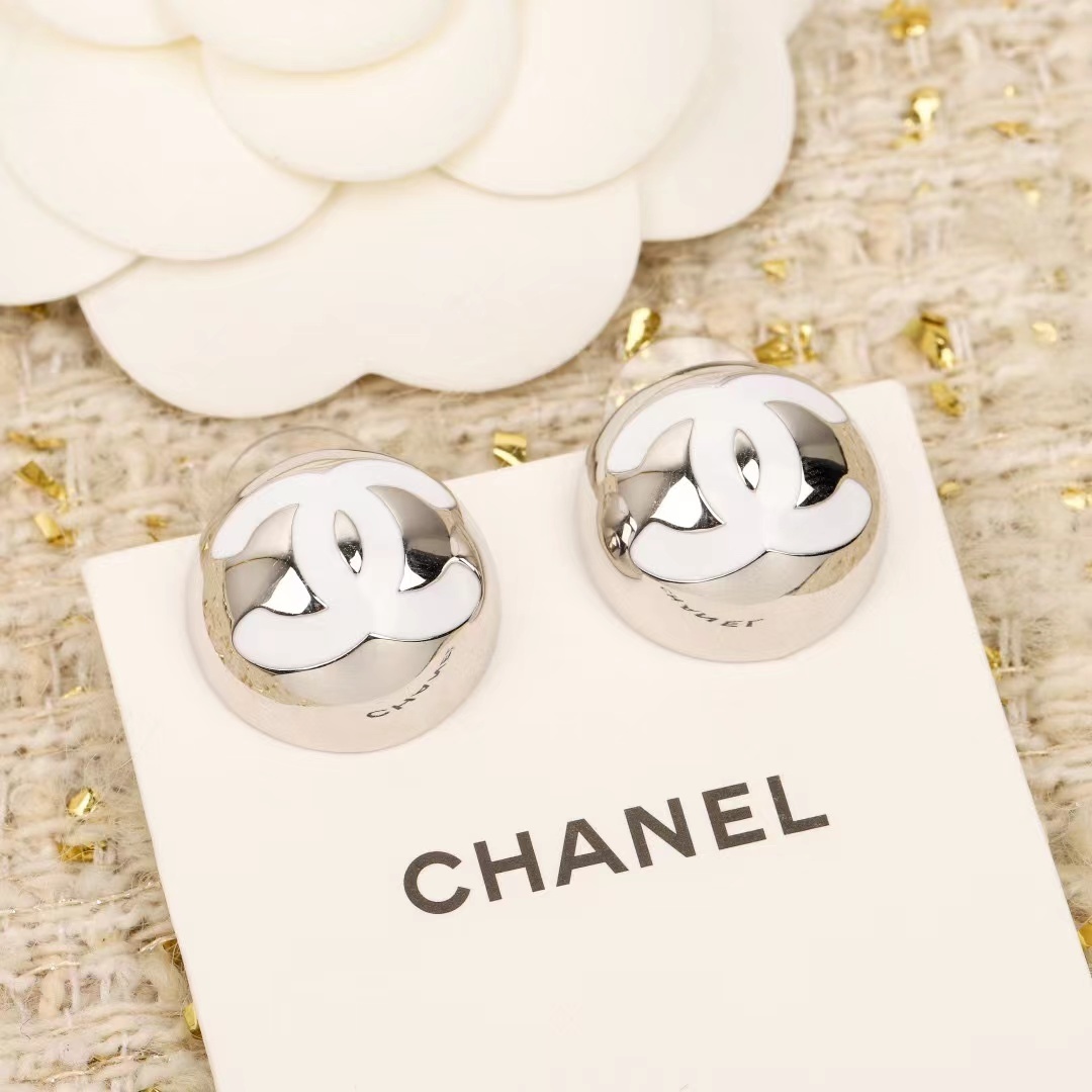 CHANEL シャネル ピアス