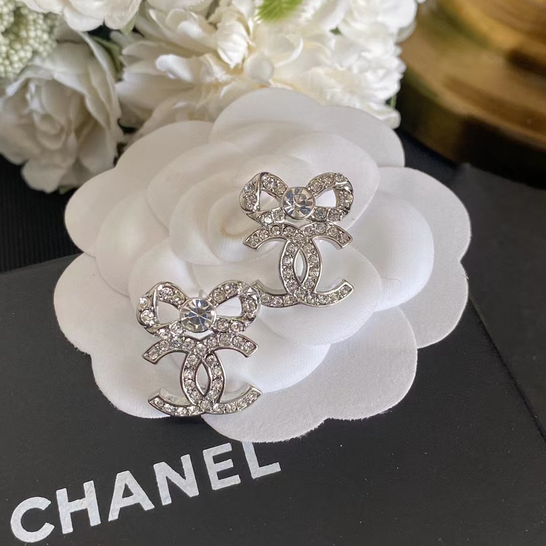 CHANEL シャネル ピアス