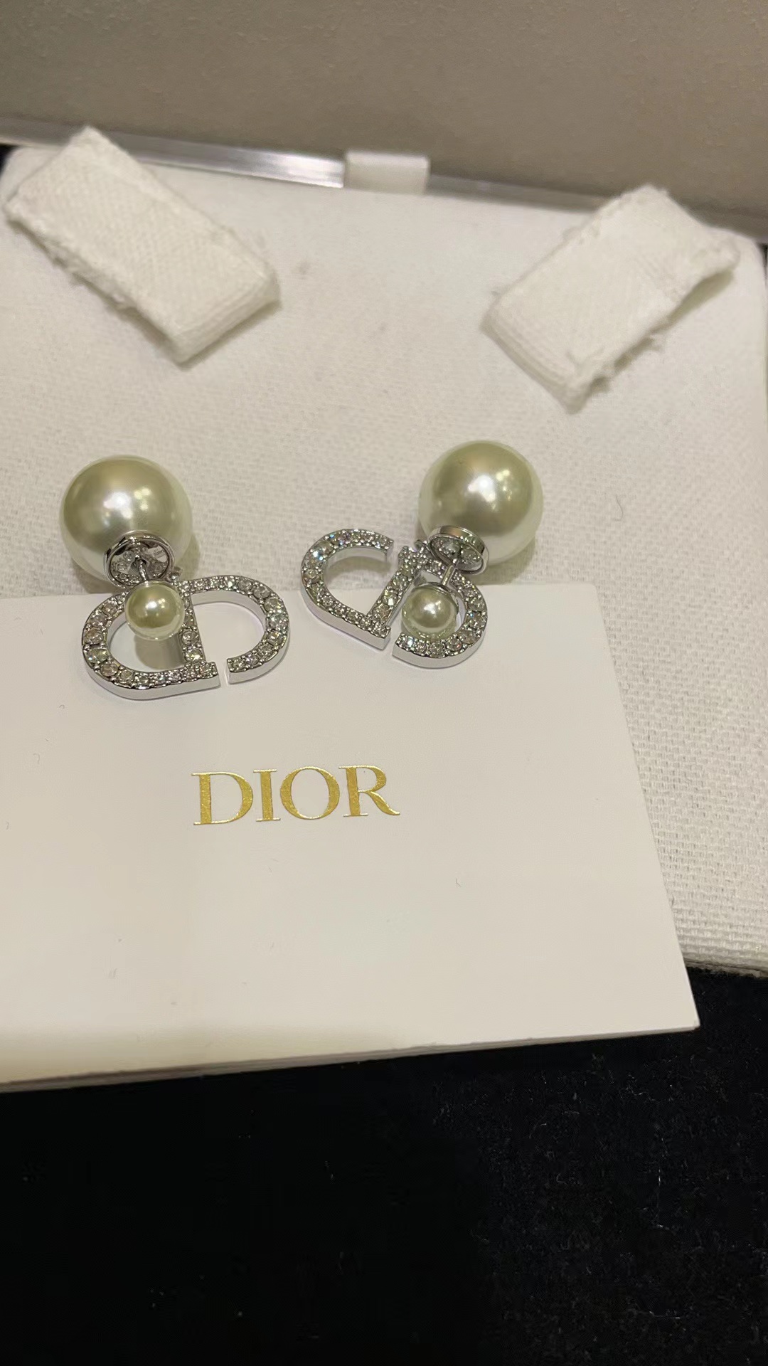 DIOR  ディオール ピアス
