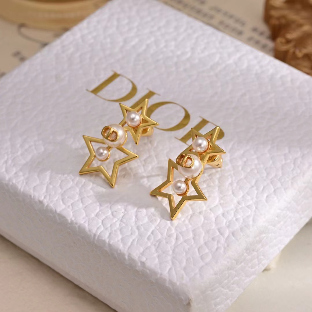 DIOR  ディオール ピアス