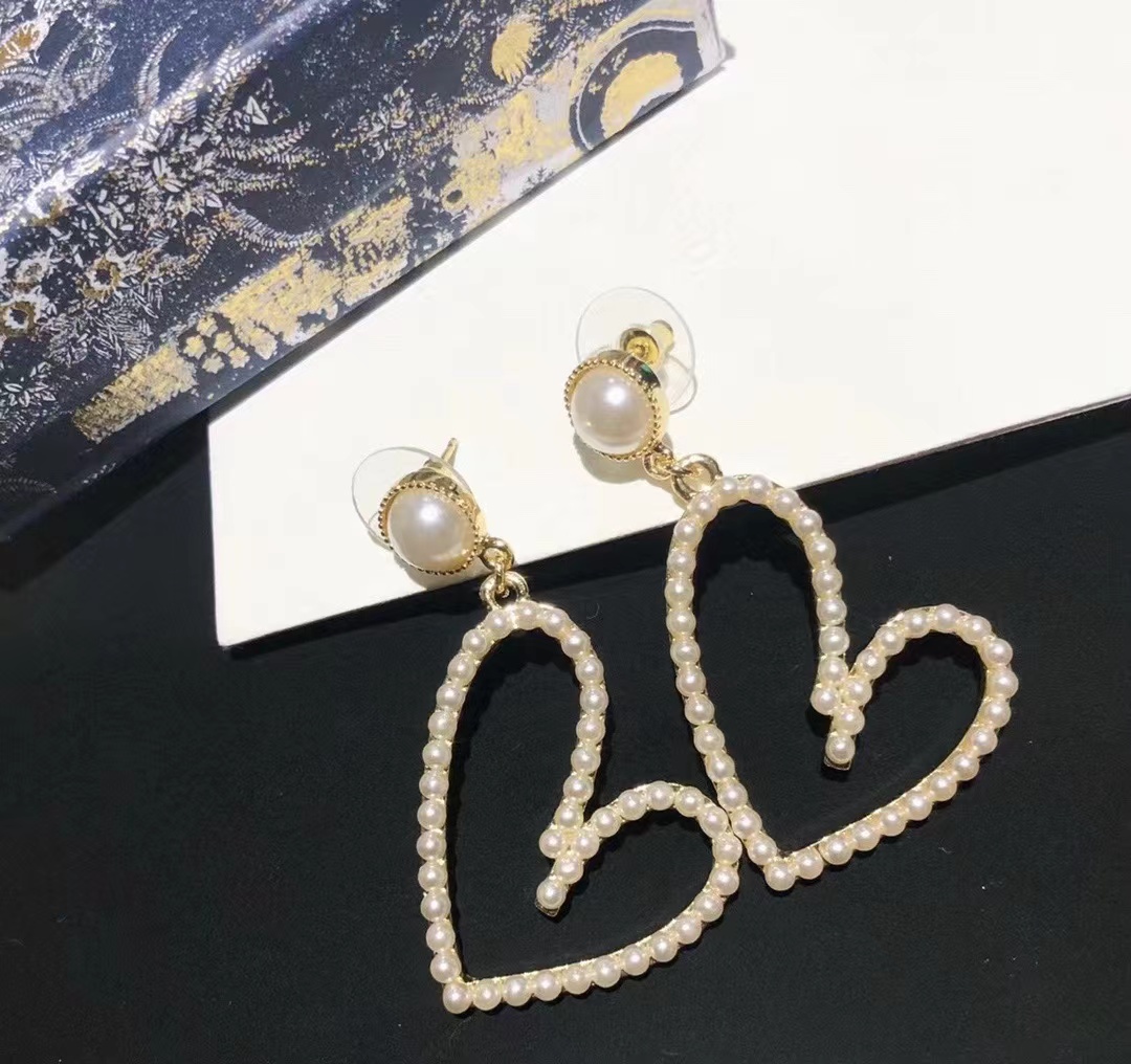 DIOR  ディオール ピアス