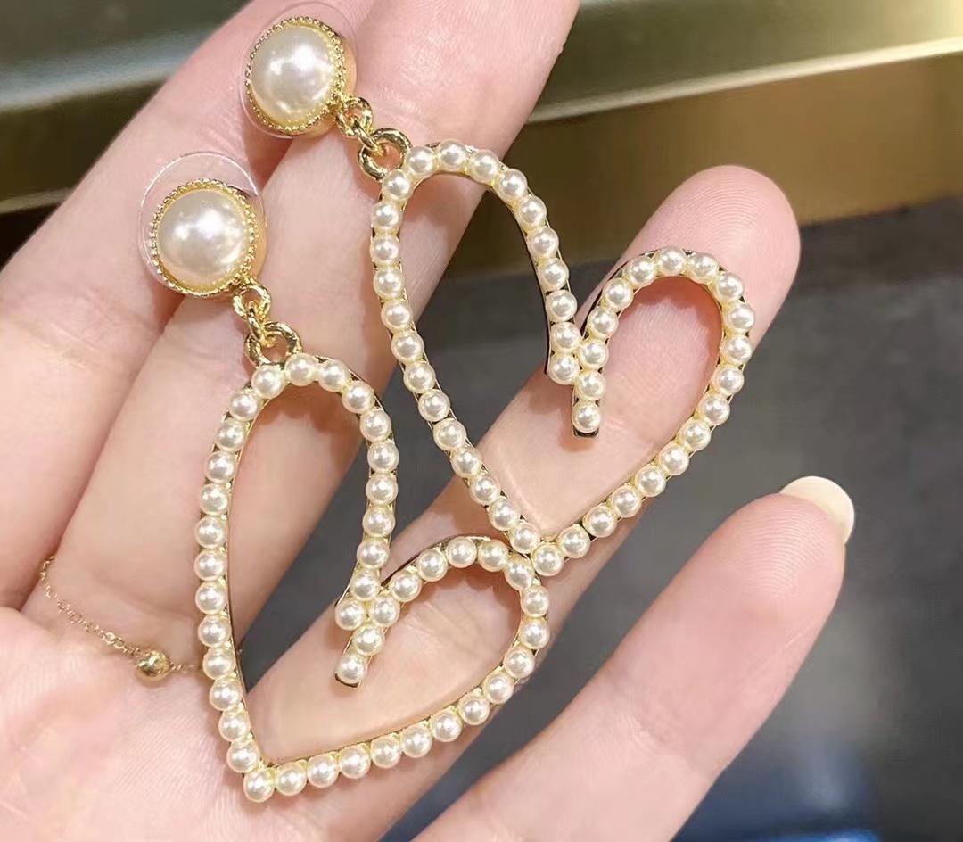DIOR  ディオール ピアス