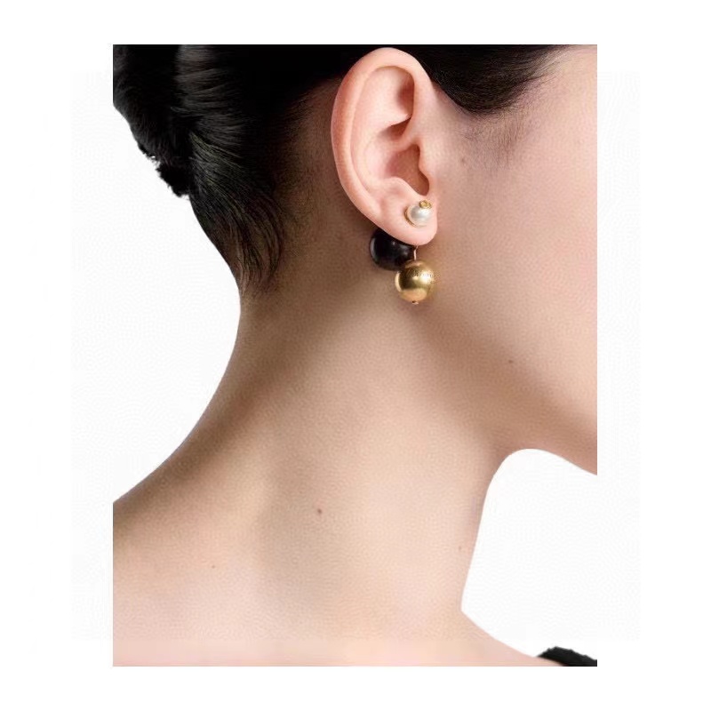 DIOR  ディオール ピアス