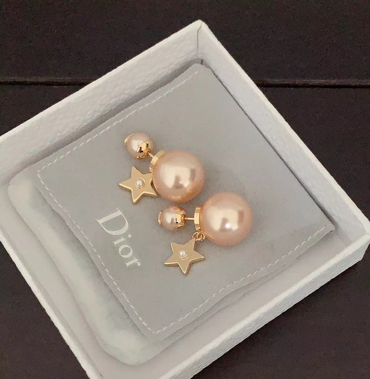 DIOR  ディオール ピアス