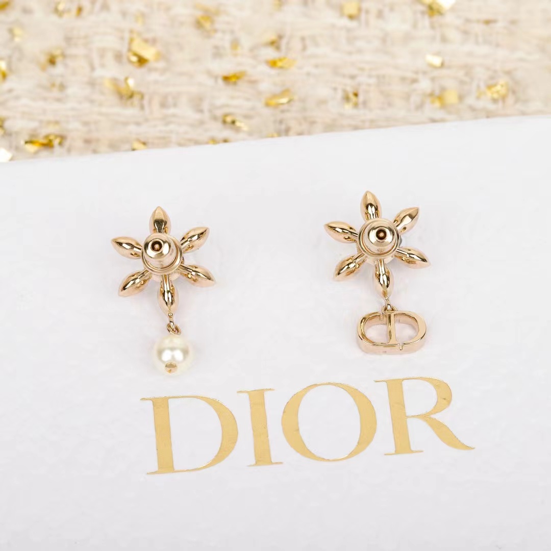 DIOR  ディオール ピアス