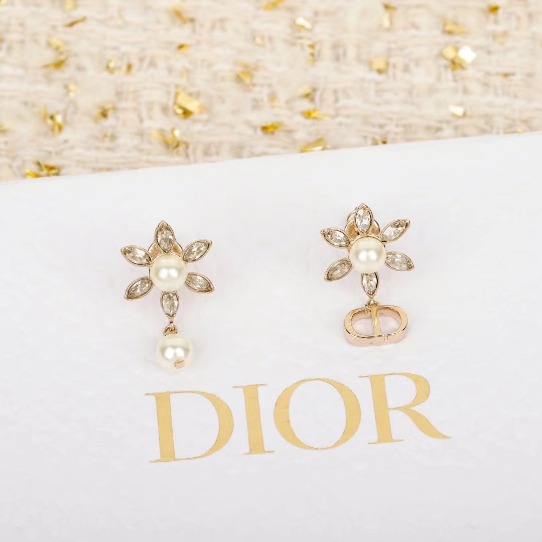 DIOR  ディオール ピアス