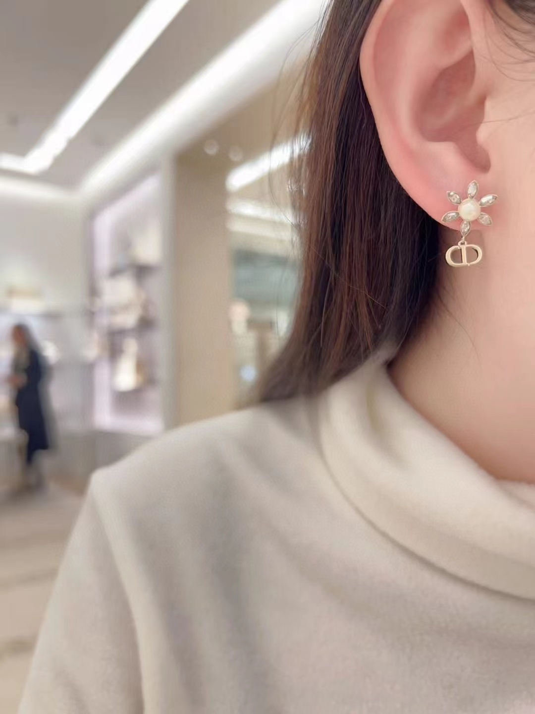 DIOR  ディオール ピアス