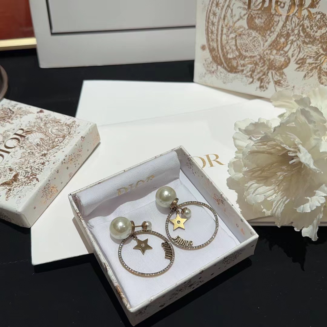 DIOR  ディオール ピアス