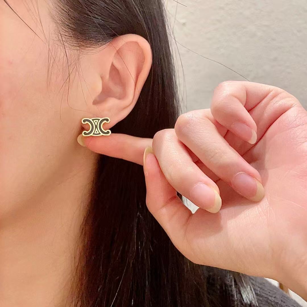 CELINE  セリーヌ ピアス