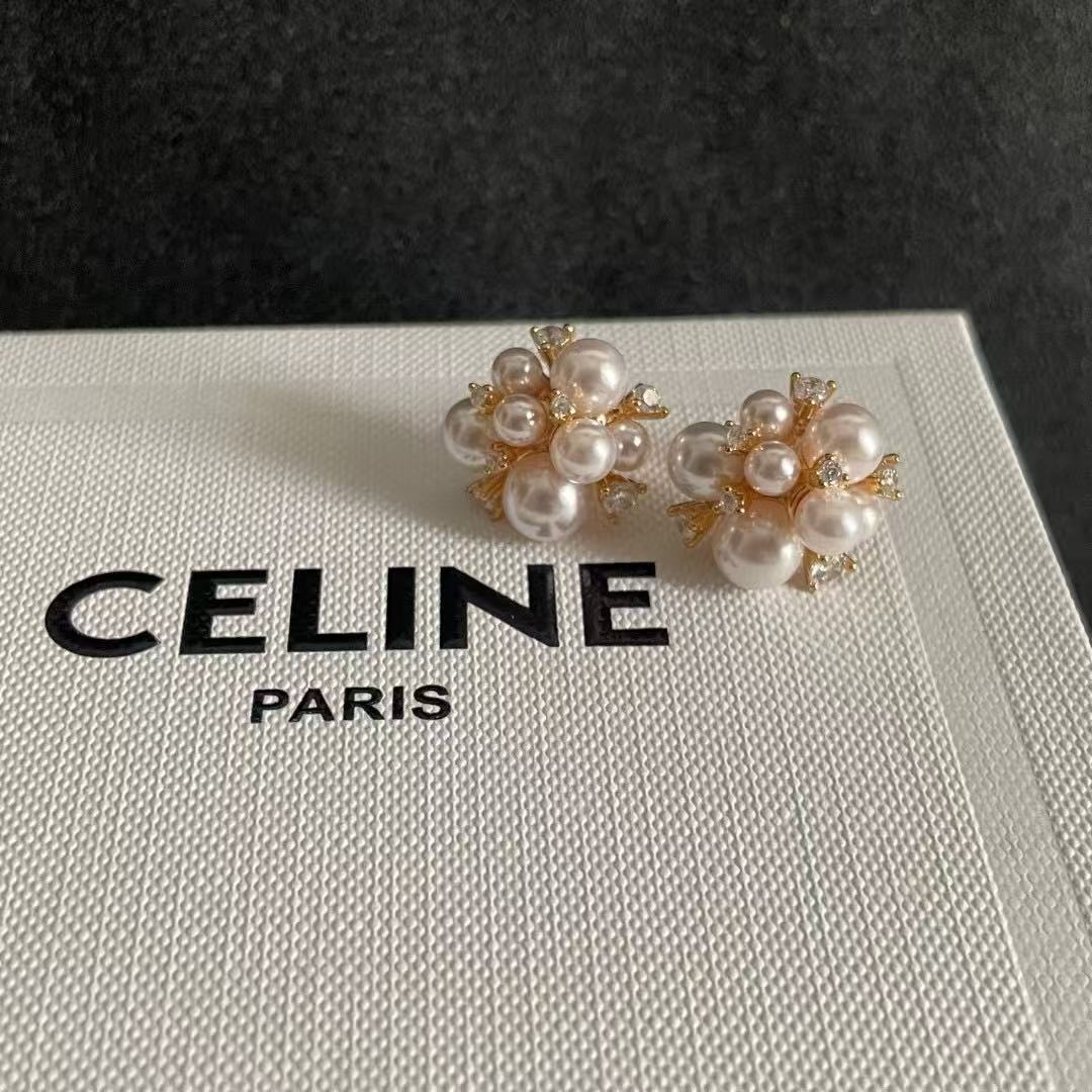 CELINE  セリーヌ ピアス