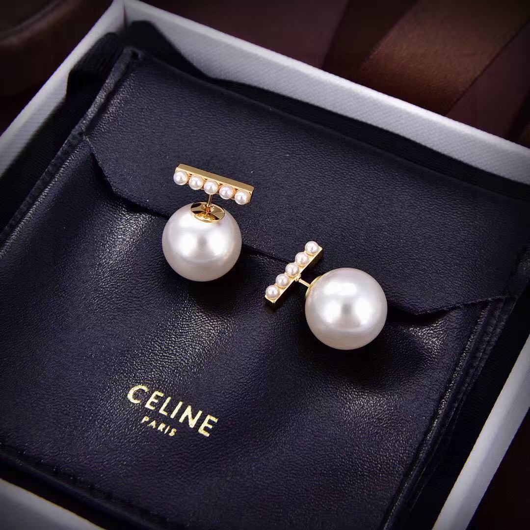 CELINE  セリーヌ ピアス
