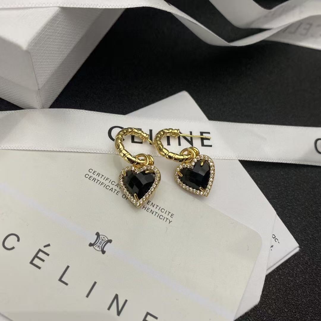CELINE  セリーヌ ピアス