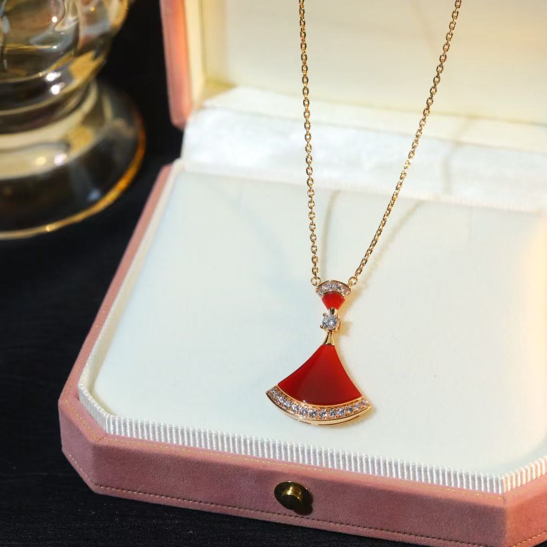 BVLGARI ディーヴァ ドリーム  ネックレス