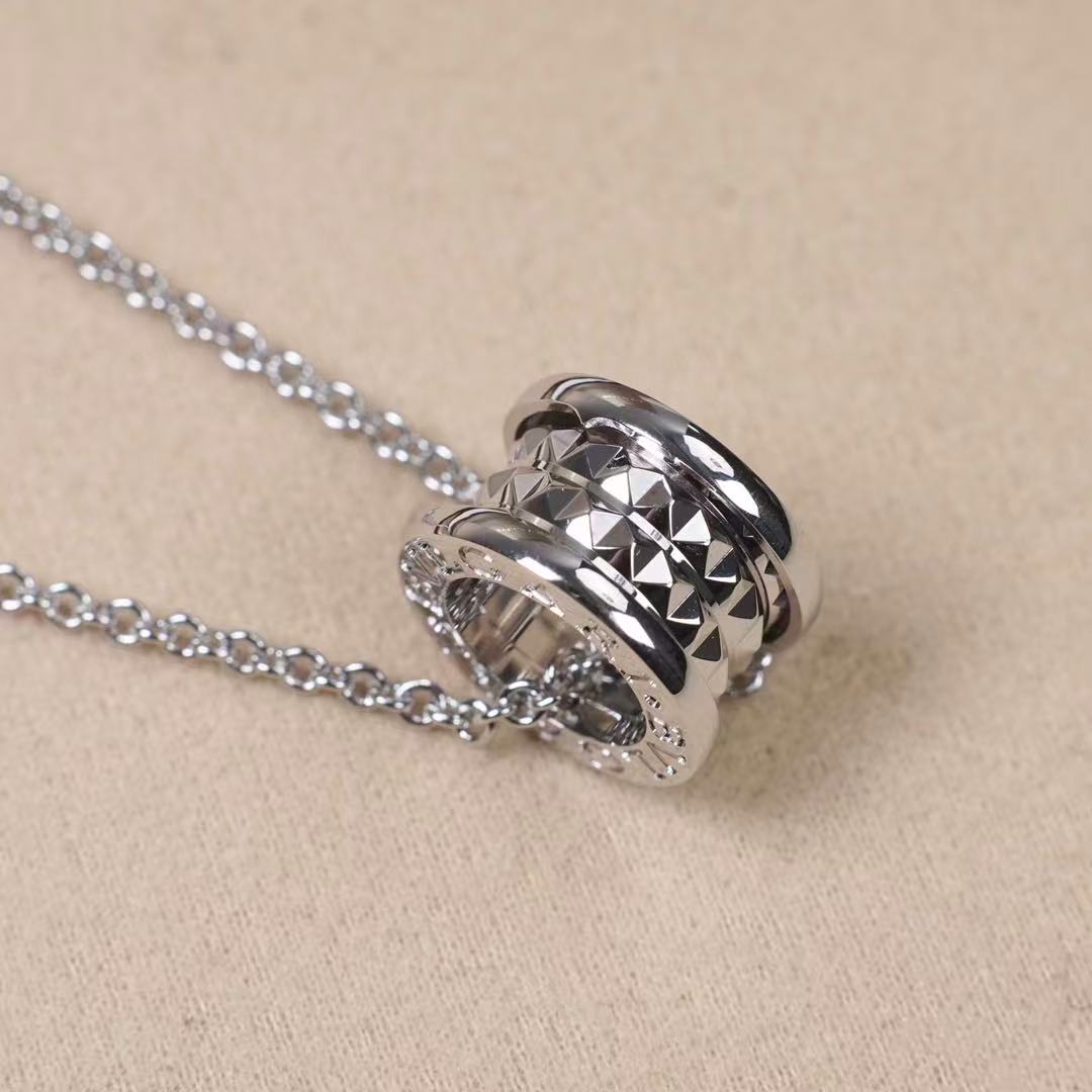 BVLGARI ディーヴァ ドリーム  ネックレス