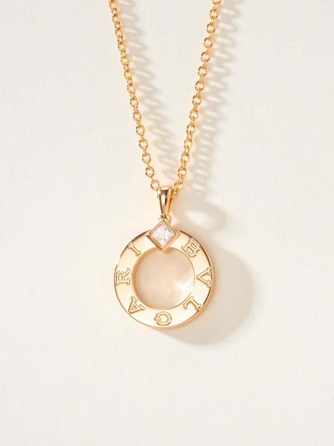 BVLGARI ディーヴァ ドリーム  ネックレス