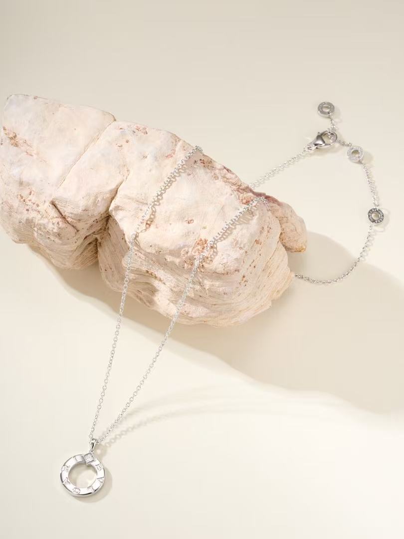 BVLGARI ディーヴァ ドリーム  ネックレス