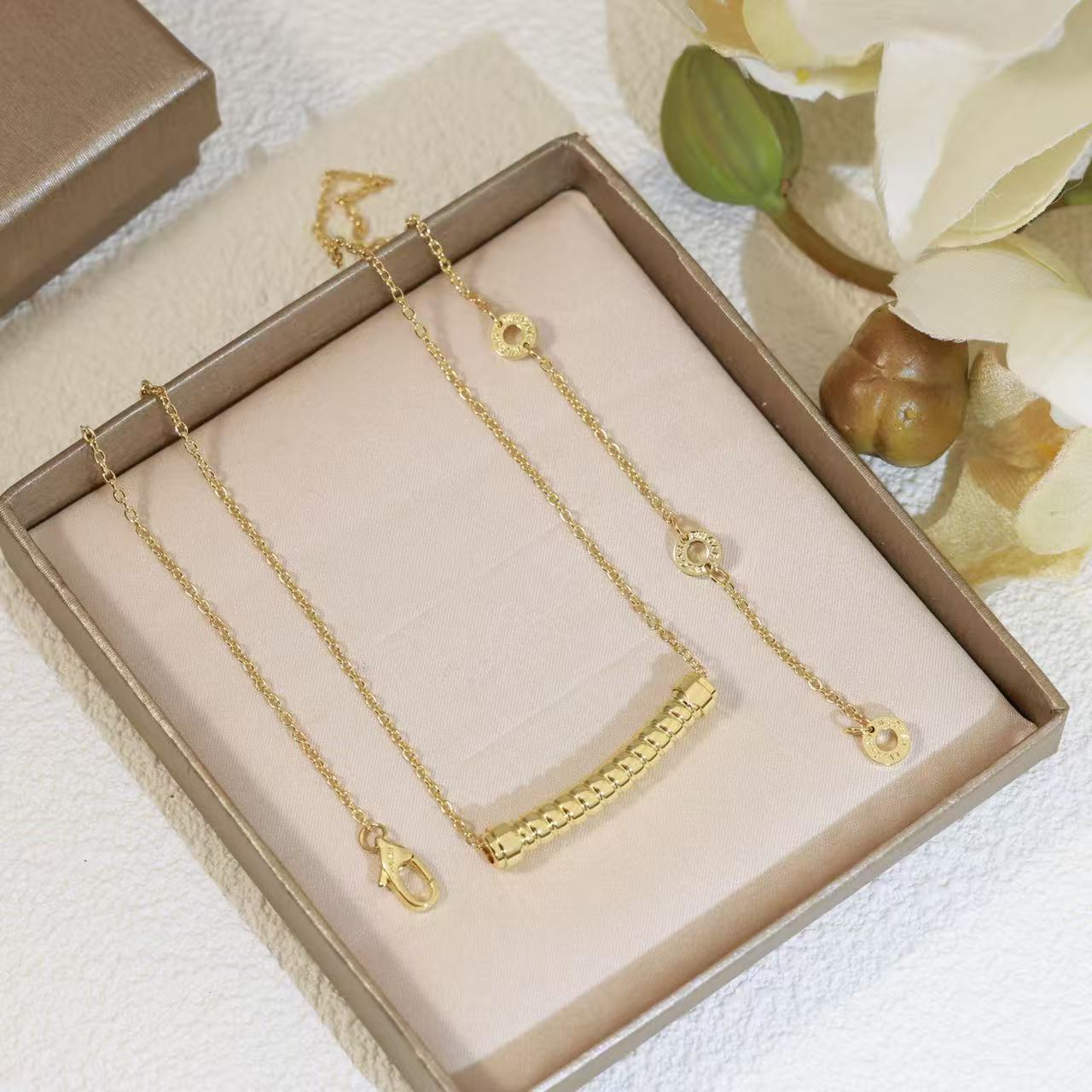 BVLGARI ディーヴァ ドリーム  ネックレス