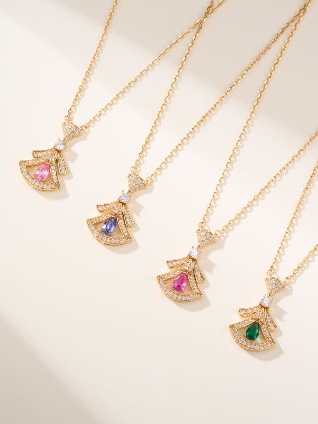 BVLGARI ディーヴァ ドリーム  ネックレス