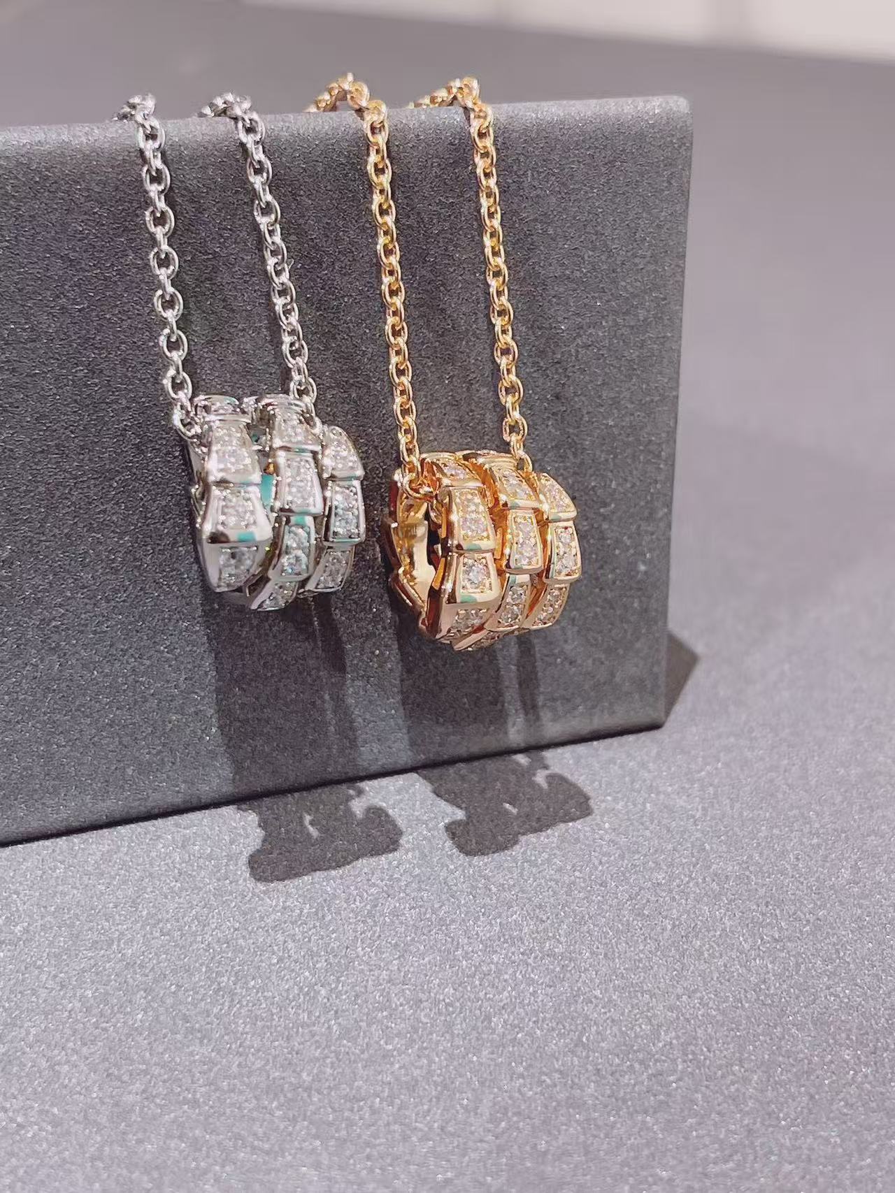 BVLGARI ディーヴァ ドリーム  ネックレス