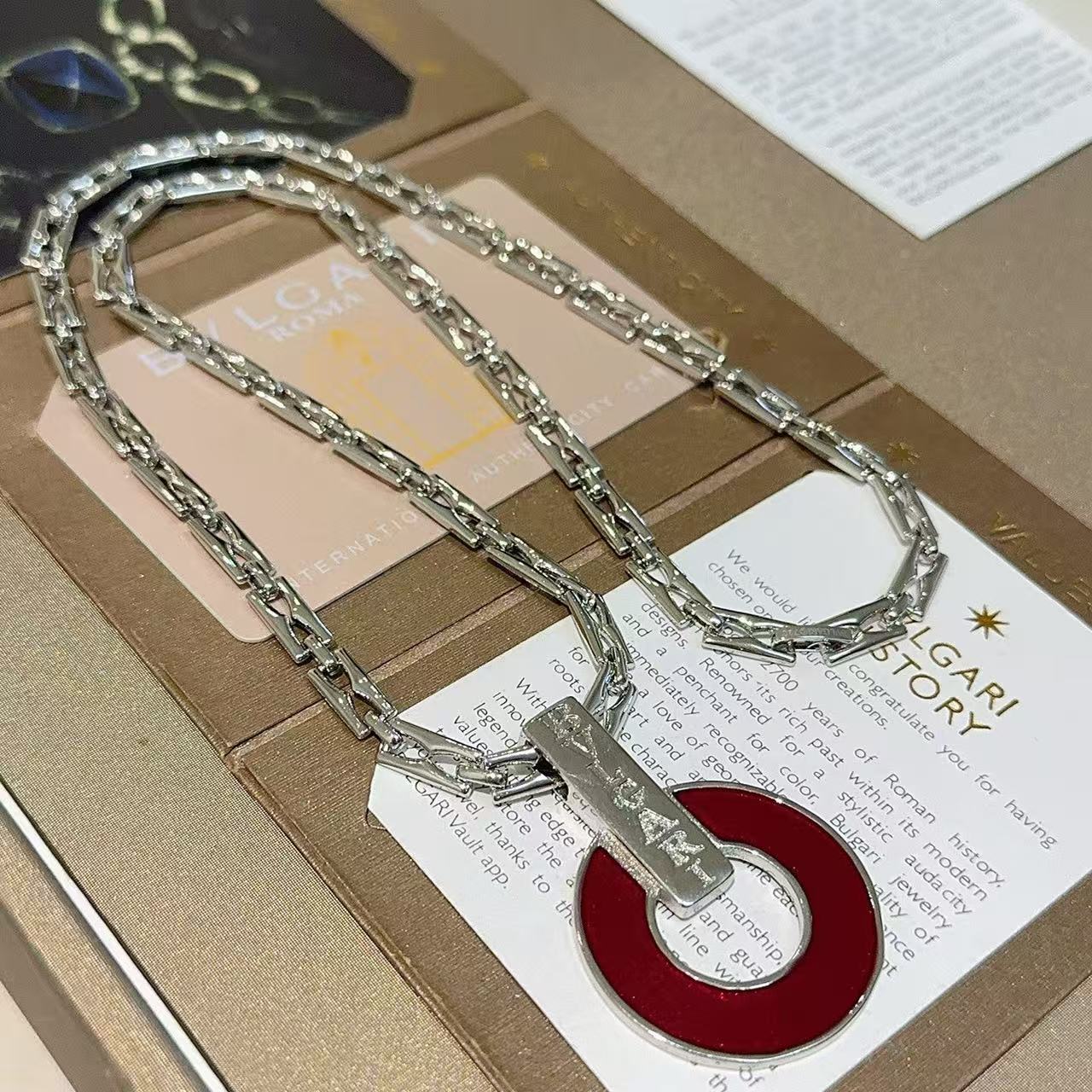 BVLGARI ディーヴァ ドリーム  ネックレス