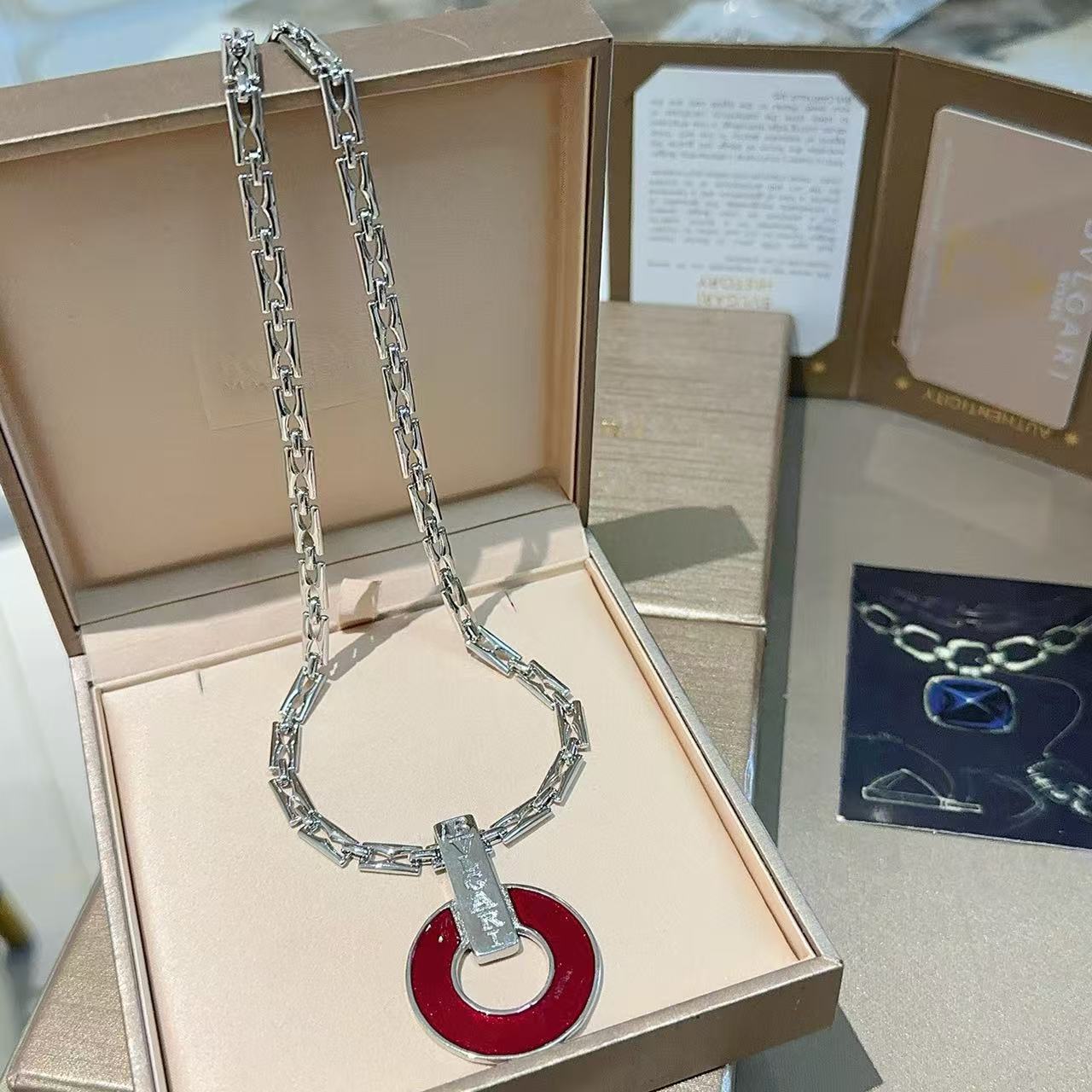 BVLGARI ディーヴァ ドリーム  ネックレス