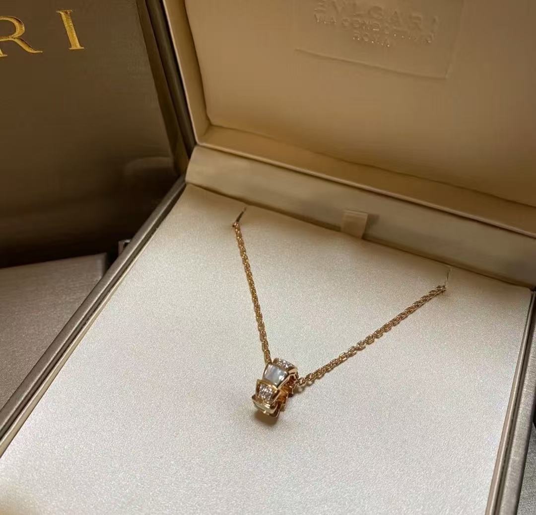 BVLGARI ディーヴァ ドリーム  ネックレス