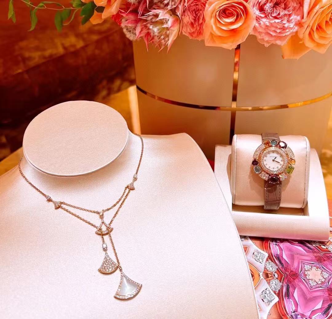 BVLGARI ディーヴァ ドリーム  ネックレス