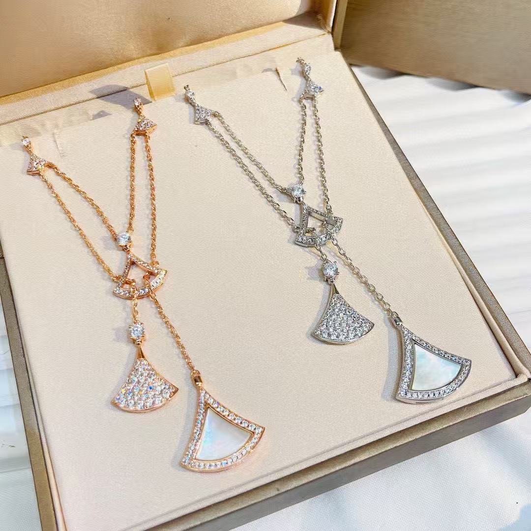 BVLGARI ディーヴァ ドリーム  ネックレス