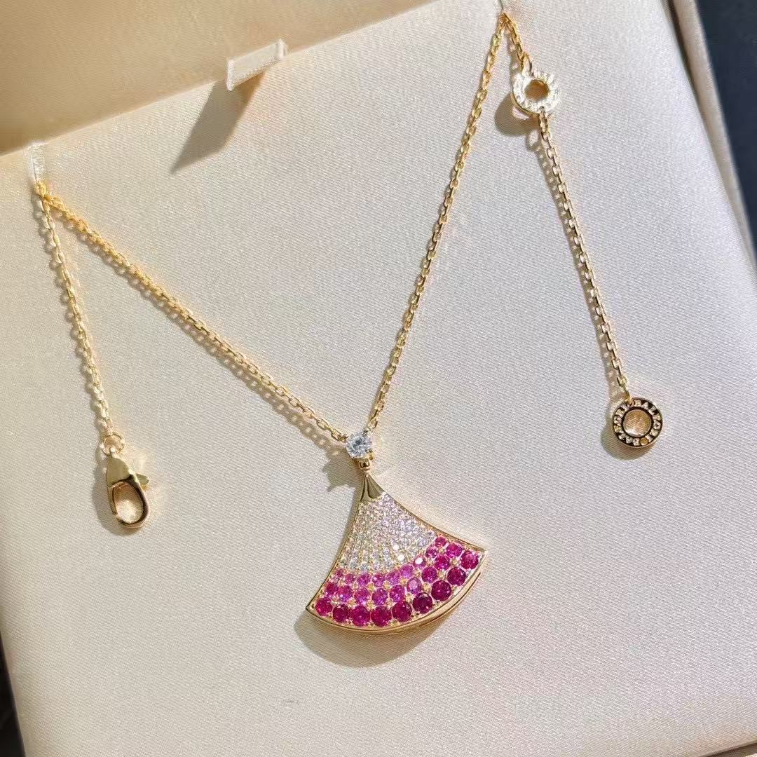 BVLGARI ディーヴァ ドリーム  ネックレス