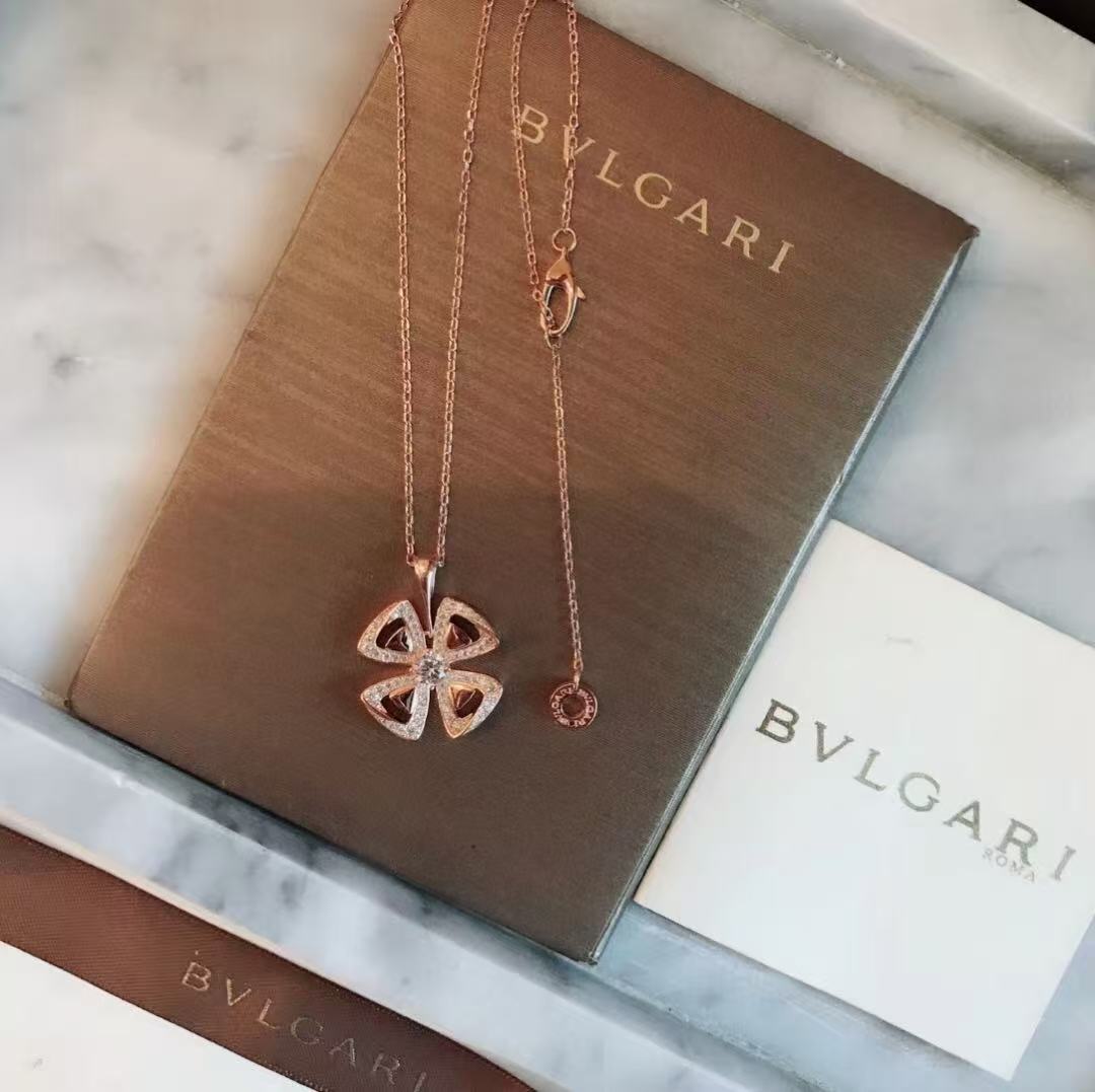 BVLGARI ディーヴァ ドリーム  ネックレス