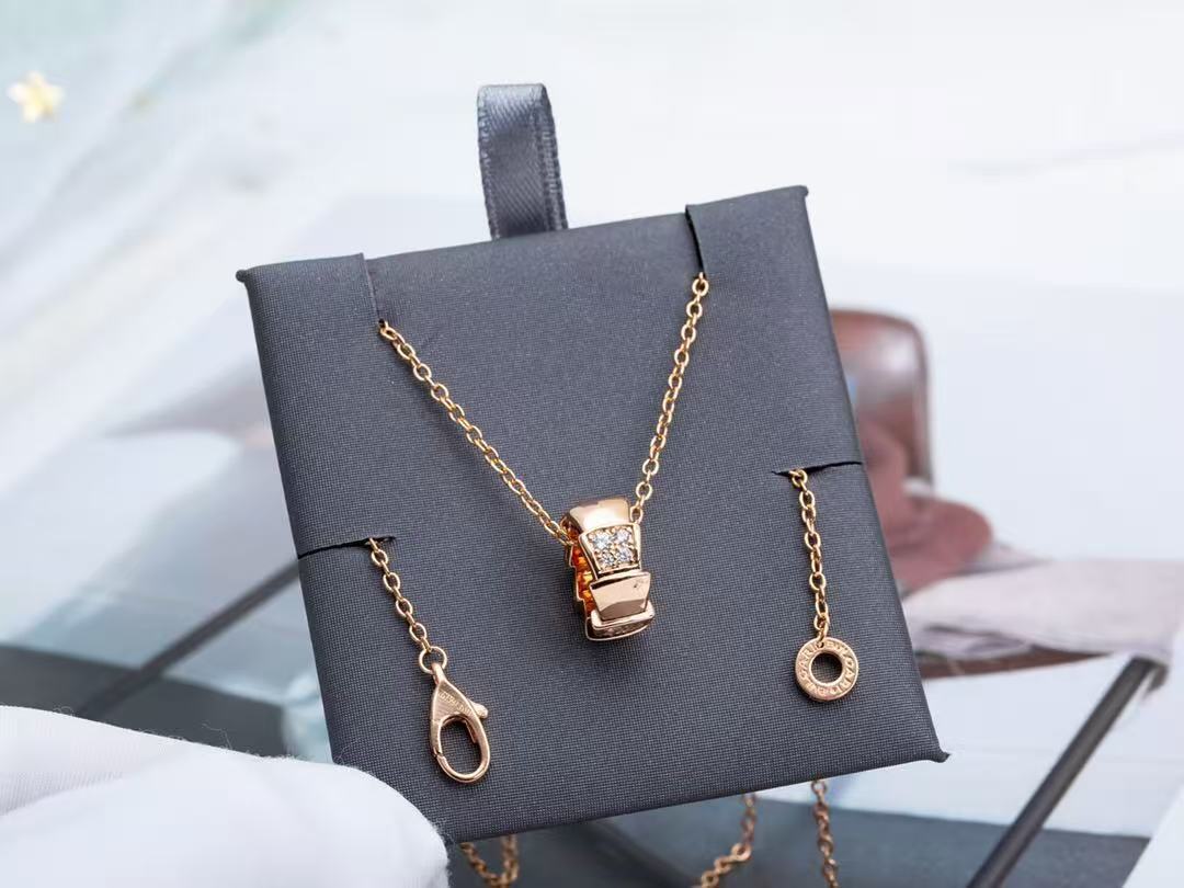 BVLGARI ディーヴァ ドリーム  ネックレス