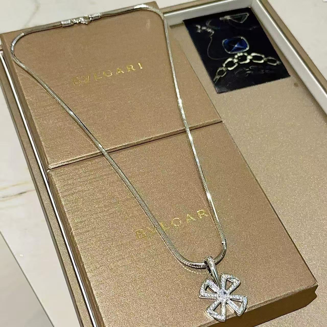 BVLGARI ディーヴァ ドリーム  ネックレス