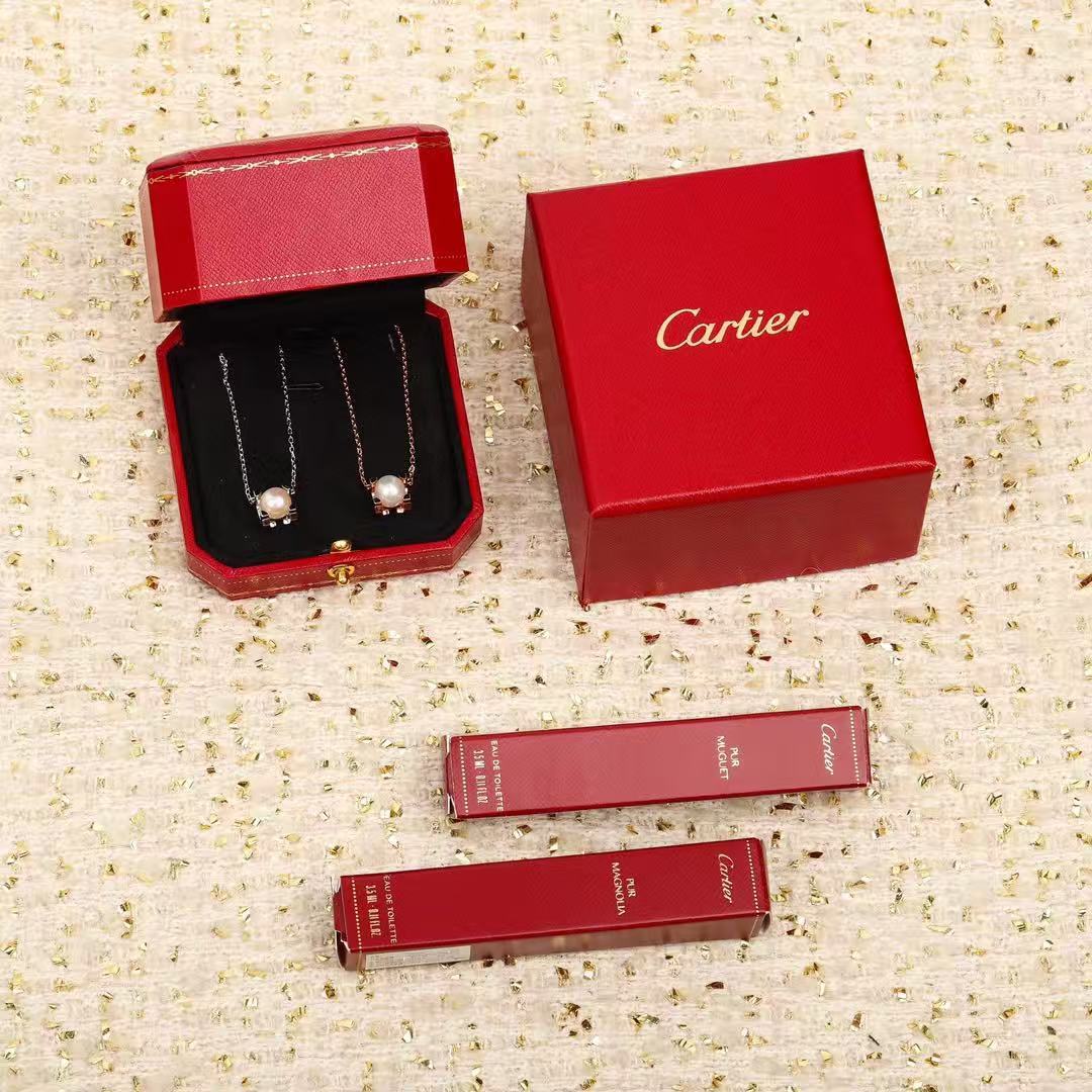 Cartier カルティエ ネックレス