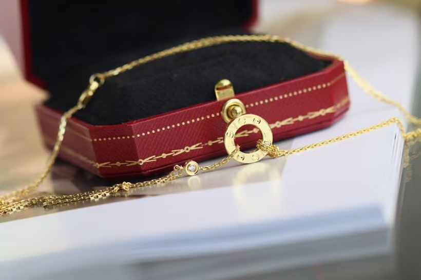 Cartier カルティエ ネックレス
