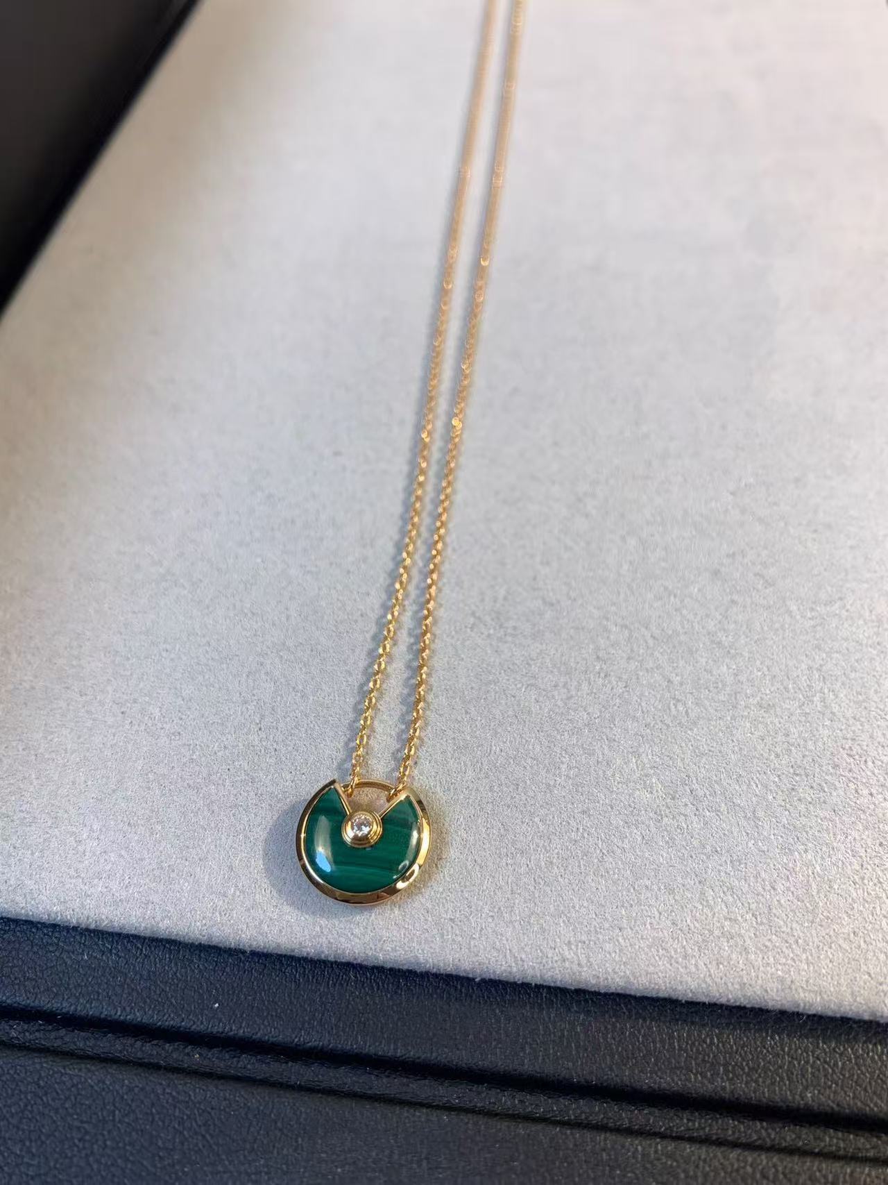 Cartier カルティエ ネックレス