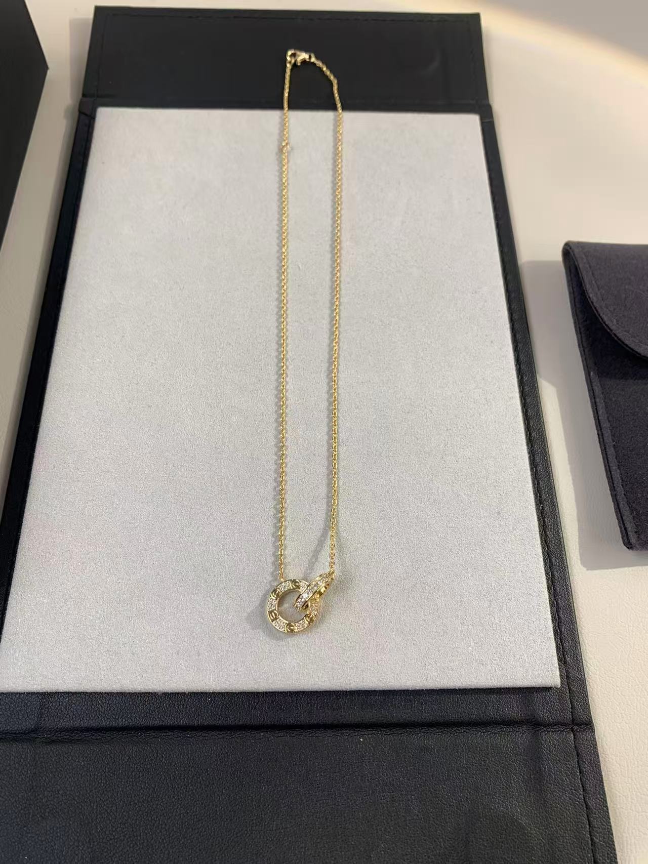 Cartier カルティエ ネックレス