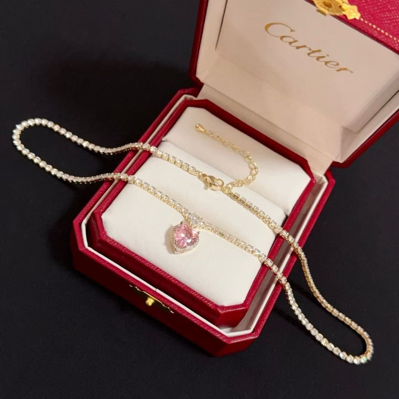 Cartier カルティエ ネックレス