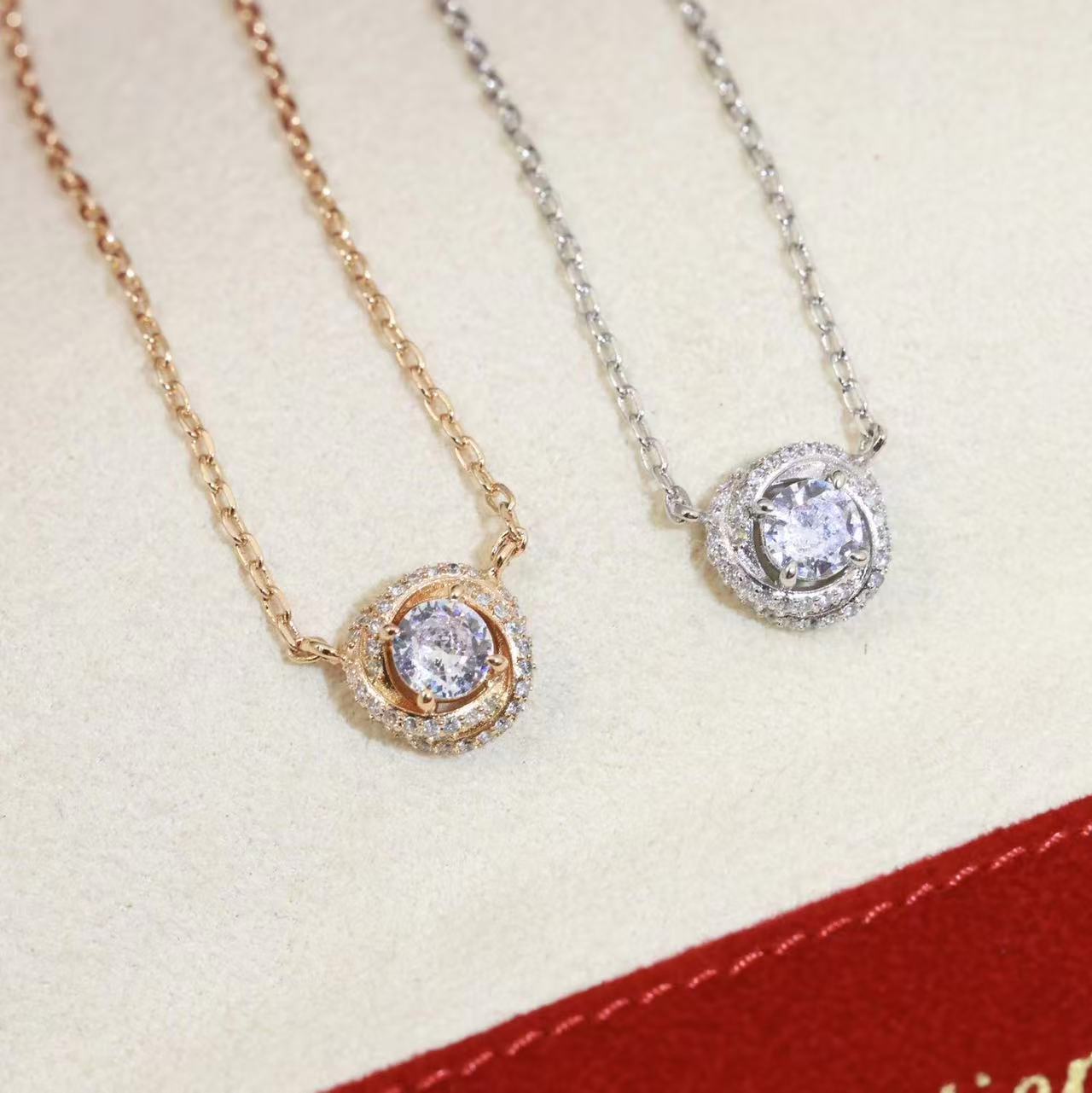 Cartier カルティエ ネックレス