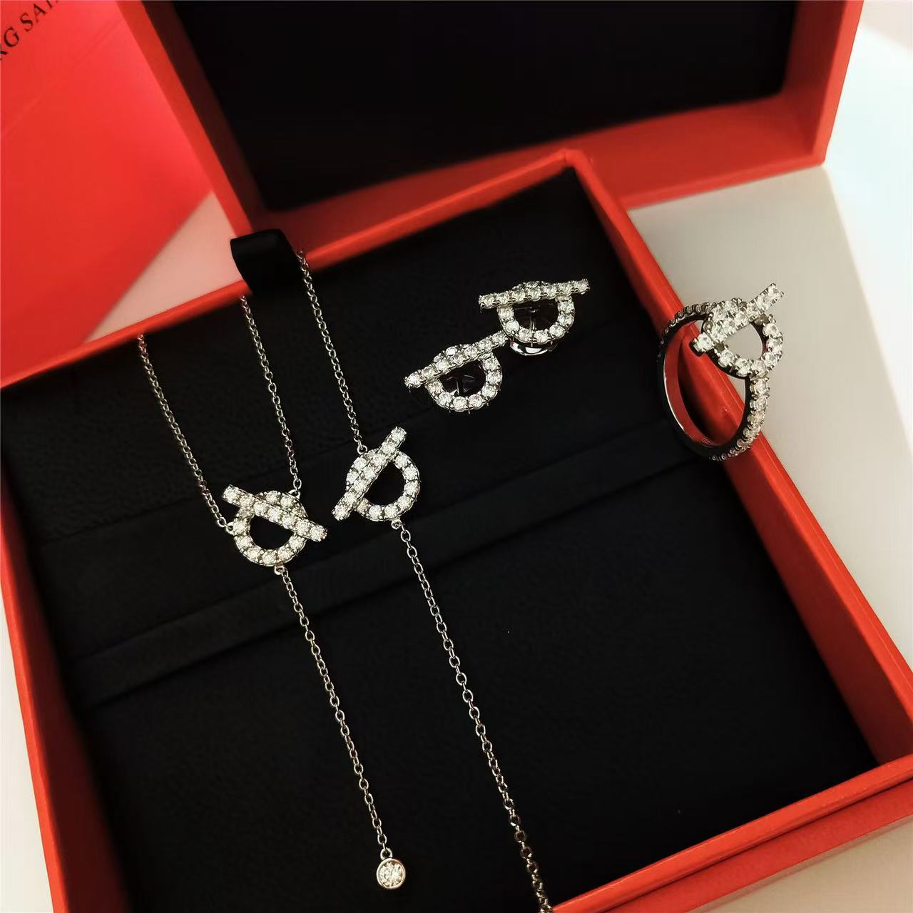 Hermes エルメス ネックレス