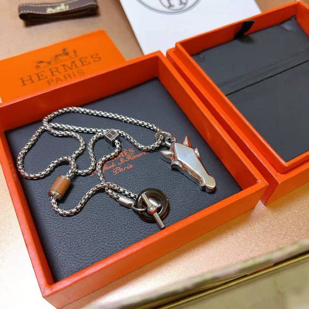 Hermes エルメス ネックレス