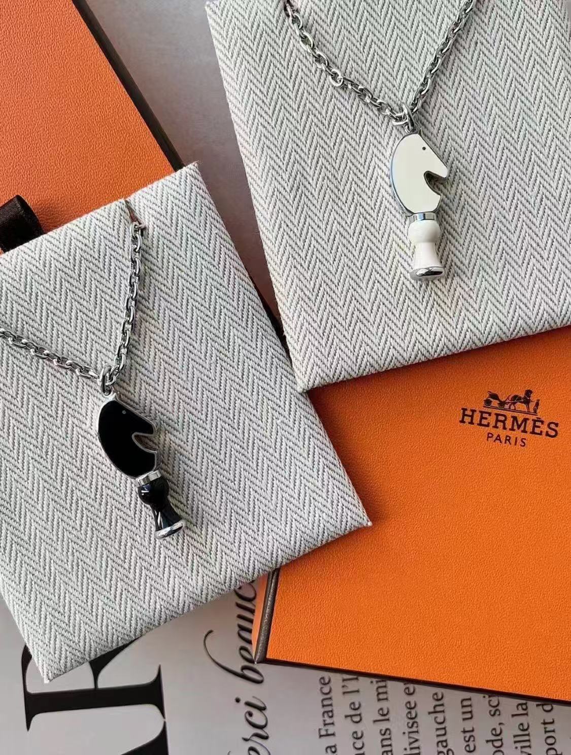 Hermes エルメス ネックレス