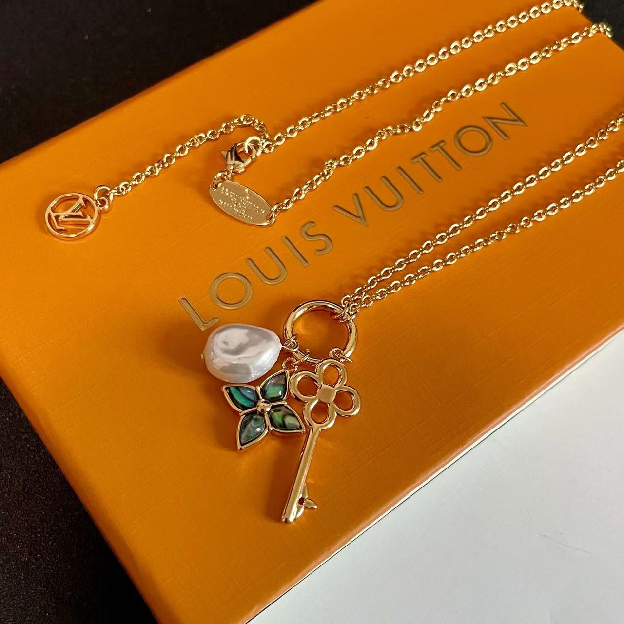 Louis vuitton ルイ・ヴィトン ネックレス